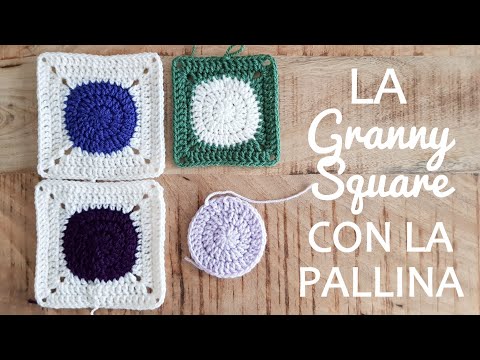 uncinetto: granny square con la pallina per La Contea Creativa