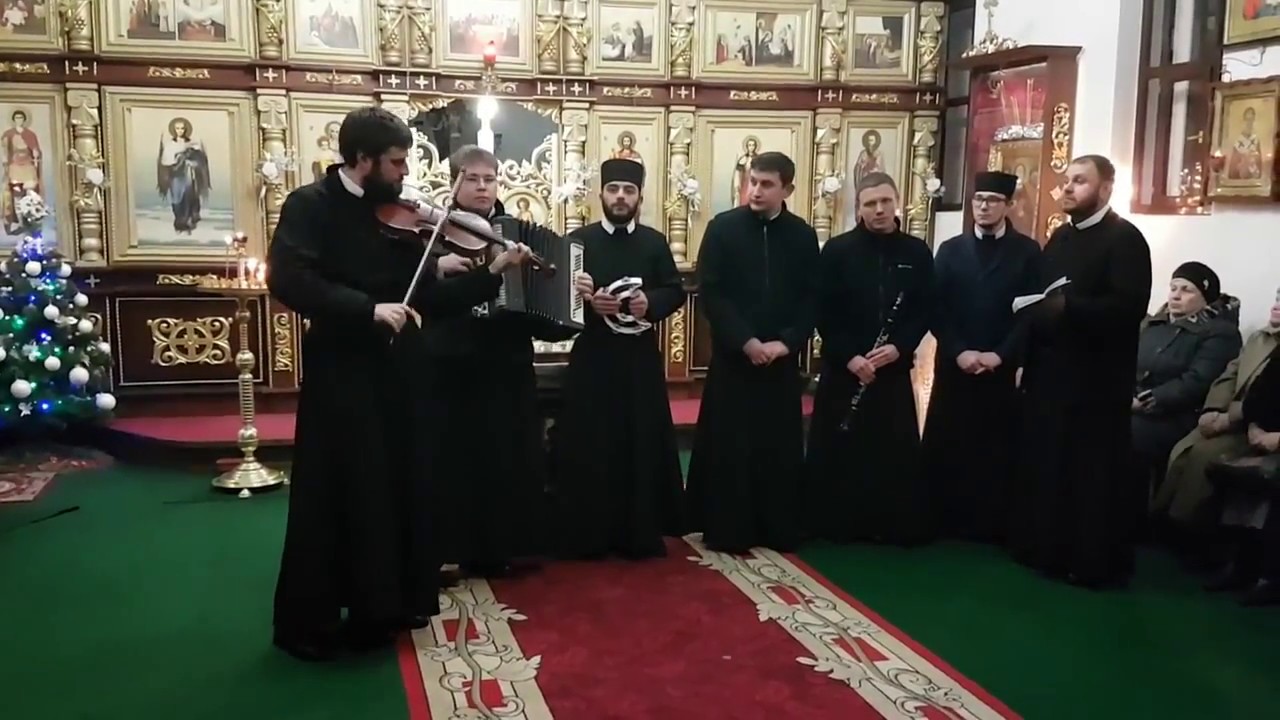 Коляда в&nbsp;Покотилівському монастирі оо&nbsp;Василіян 2017