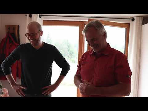 Vollautarkes Leben im Tiny House   Wolfgang stellt seinen Wohnwagon vor