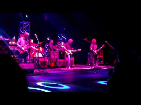 Furthur 03-05-11 Orpheum Boston short clip Shakedown Street