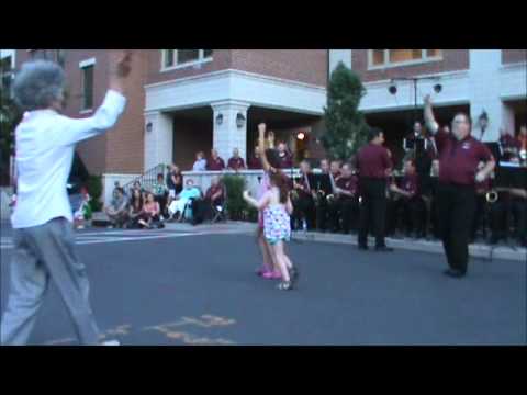 QC   Colls   Annie from 2nd Street  7 25 12