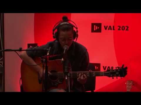 Manca Berlec - Prezgodaj [Jutranji koncert pri Andreju]