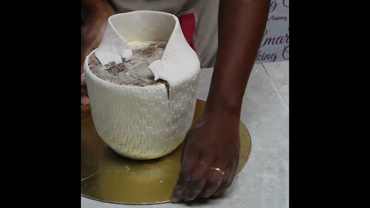 how to DECORATE a 3D custom basket cake (using a basket weave impression rolling pin) #cake