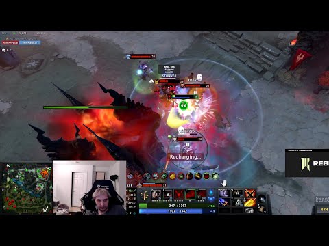 Arteezy makes a right decision to buy BKB for 1 v 5 Throne Defense Fight