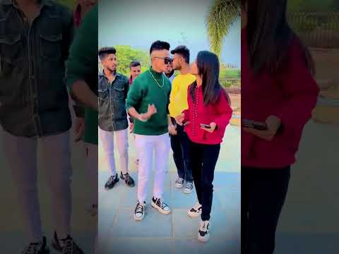Chalo dosto Ko party deta hu 😂❤️ #youtubeshorts #shorts #ytshorts  / Chotanawab @cute.shivani.05