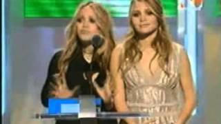Mary-Kate and Ashley Olsen - giving out MTV award 2002