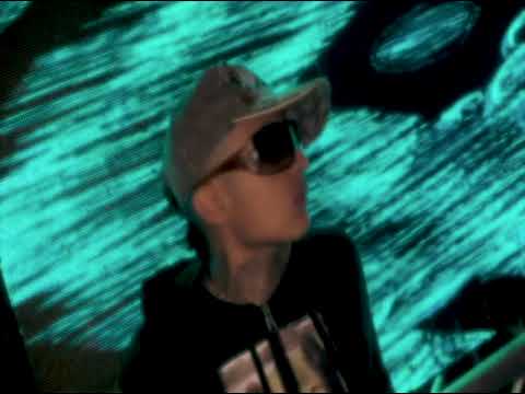 Ángel Dumile - Bhagavan prod. k1ki (Video Oficial) #SOMOS