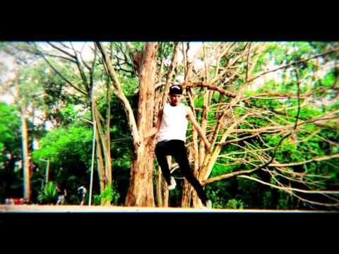 Guu Henrike ‹ A Little Different › WeehOfficial ®