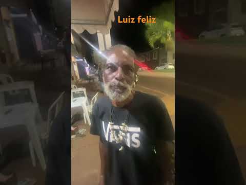 Encontrei aqui em Sacramento Minas Gerais o Hélio viajante solitário em sua bicicleta Brasil a fora