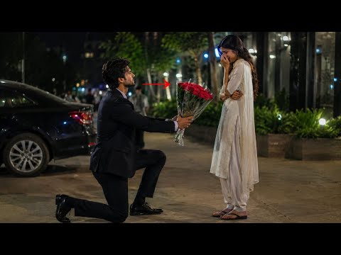 अमीर करोड़पति लड़के को अपनी ही कंपनी की गरीब लड़की से प्यार हो गया | फ़िर जो हुआ
