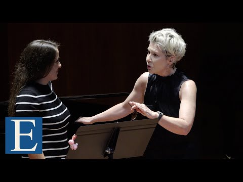 Joyce DiDonato Masterclass - Singing - Händel: Messiah HWV 56 - "Rejoice greatly"
