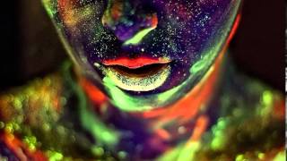 Four Tet - She Just Likes To Fight