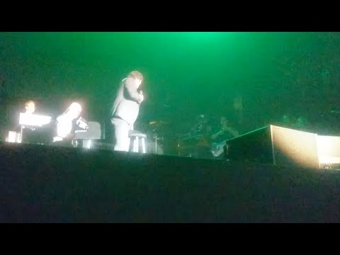 Marco Borsato - Als rennen geen zin meer heeft (LIVE @ Groningen)