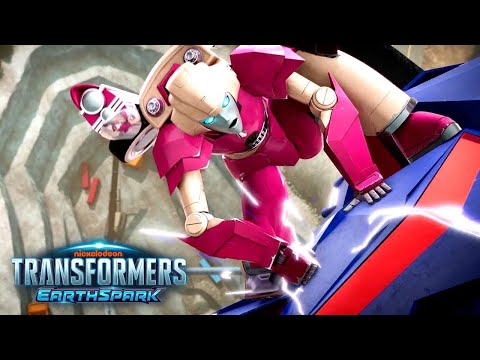 Arcee at the Ready! | Transformers: EarthSpark | Animation | Transformers Official