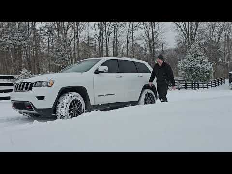 Arroyo Tamarock R/T Tires on the Jeep Take on a Winter Storm in the Hills of Kentucky
