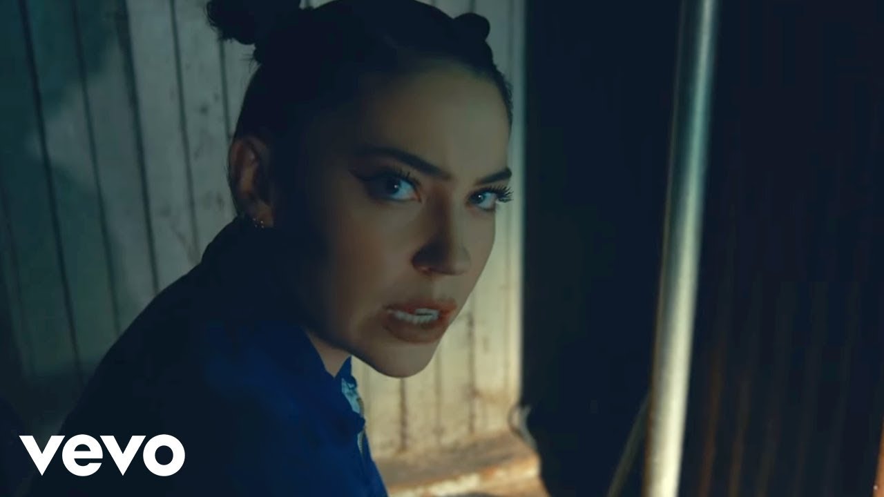 Bishop Briggs — White Flag