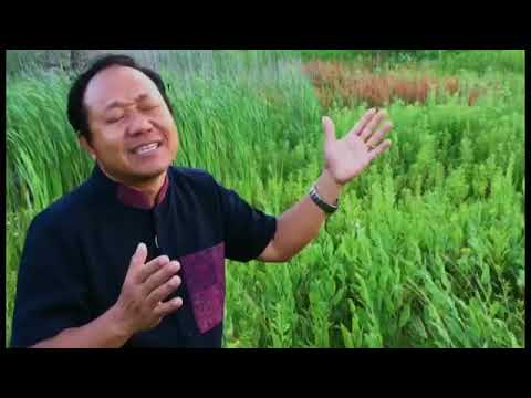 Txawj Pes Vaj: Ib Puas Tsav Yam