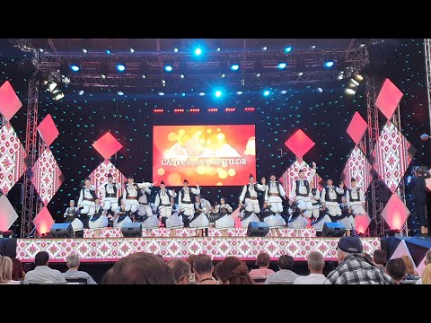 Ansamblul DOR TRANSILVAN la Festivalul International Cintecele Muntilor 2021