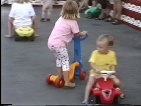 50 Jahre Berufsfeuerwehr Fuerth August 2004  7 Kinderspass    Kinderparty