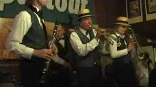 Way Down Yonder in New Orleans - Dixieland Crackerjacks