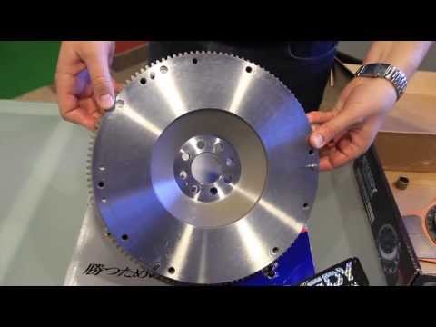 EXEDY Tech - Stage 2 Clutch install Infiniti G35 - Part 1
