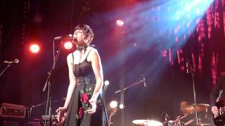 Ambrosia Parsley "The Answer (Tim & Becky's Wedding)" live @ Divan du Monde Paris 31/10/2013