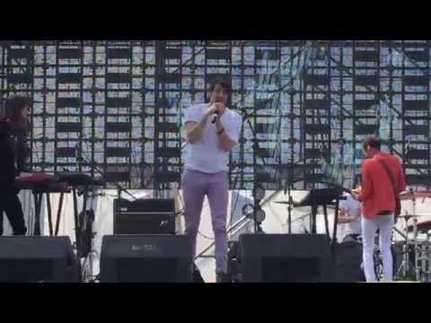 Miami Horror - Who Is Gonna Save Us? @Primavera Fauna, Chile 2015