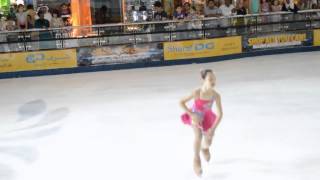 preview picture of video 'Al Ain Mall Skating Show May 2013 - Hailey'