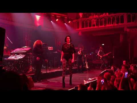 Jessie J - Mama Knows Best/Bang Bang (Live @ Paradiso Amsterdam)