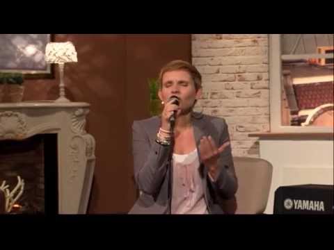 Café Tinto, 9 april 2014, deel 3 - Iwan & Rebekka Sahertian, Ik eer u