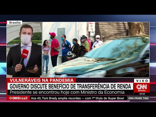 Bolsonaro admite negociar volta de auxílio emergencial