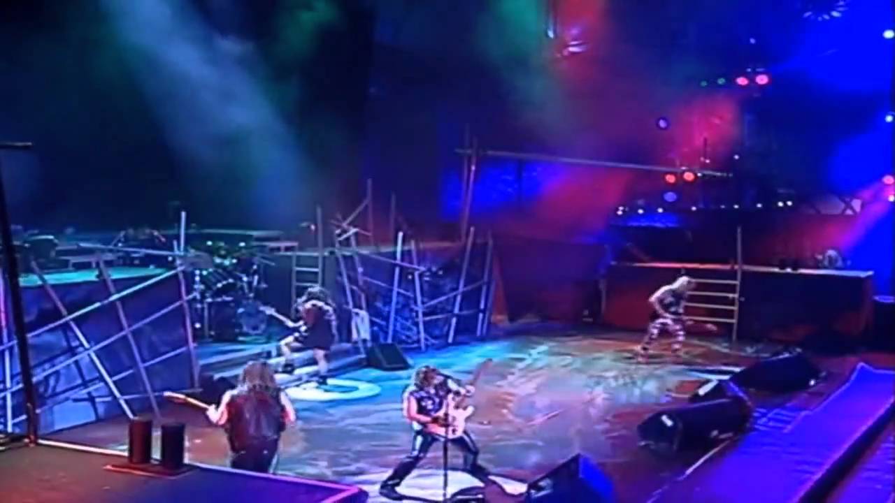 07. Iron Maiden - Rock In Rio III - The Sign Of The Cross - YouTube