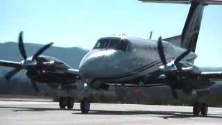 preview picture of video 'Super King Air 200 Departure'