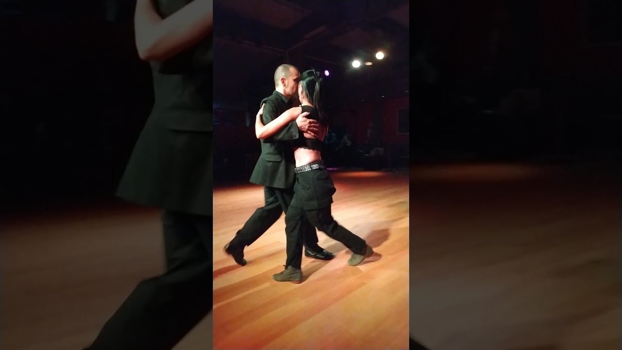 Chiara de la Tierra y Jose Halfon - Sentimiento Gaucho en milonga la Careta
