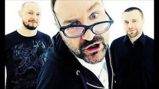 Therapy - Straight Life (La Musica Que Nunca Te Quisieron Contar)