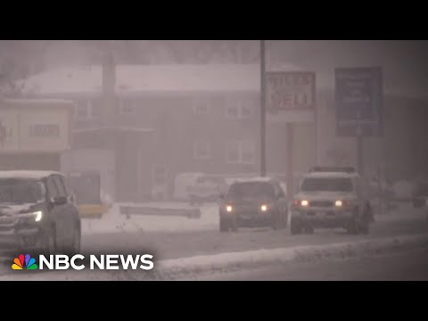 Winter blast threatens busiest travel day of the year