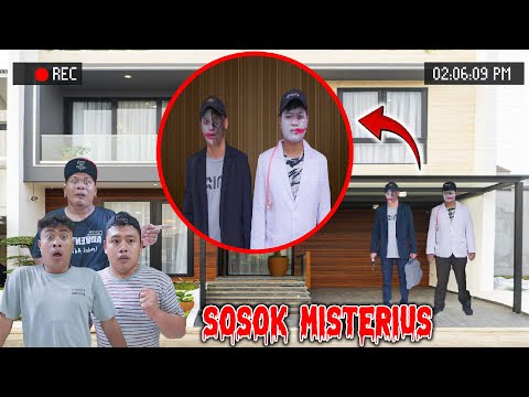 If a guest looks like this, don't open the door! (You're in danger)