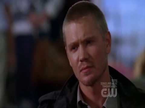 One Tree Hill 6.01 Lucas and Peyton Airport Scene