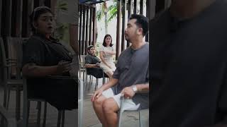 Download lagu Gak bisa di ajak gosip nih mp3 Download lagu Gak bisa di ajak gosip nih mp3