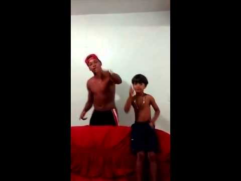 Mc Quebradeira e Mc Wesclynho - OSTENTAÇÃO ♪♫♩♫