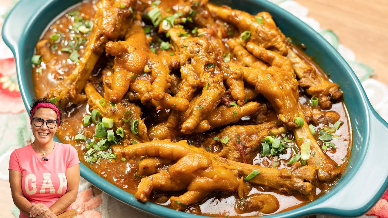 RICH IN COLLAGEN! CHICKEN FOOT FOR THOSE WHO LOVE A DIFFERENT DELICATION.