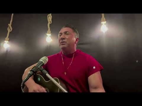 MARCOS MARTINS - NA HORA DA RAIVA (COVER)