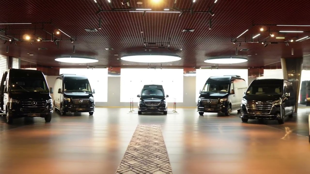 Mercedes-Benz V 300 VIP V-Class by Michael Cinco - Barugzai video