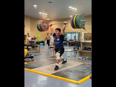Son Hyeon Ho (75) 200 kg clean and jerk