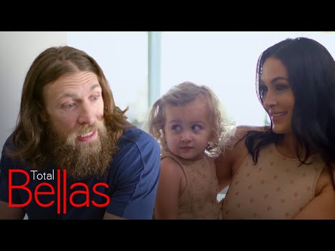 Brie Bella Says Daniel Bryan Has An Autoimmune Disease
