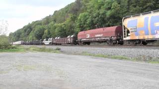 preview picture of video 'GP38-2 & GP50 High Nose lead NS C40'
