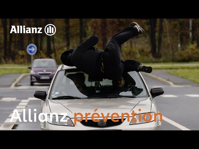 Découvrez la série  Crash Test – épisode 2 : Le téléphone au volant ! 