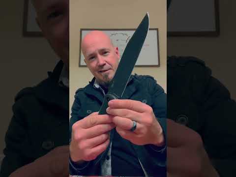 ESEE Junglas vs KA-BAR Becker BK9 | KnifeCenter Reviews