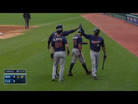 9/30/15: Four-run fourth powers Twins to a 7-1 win
