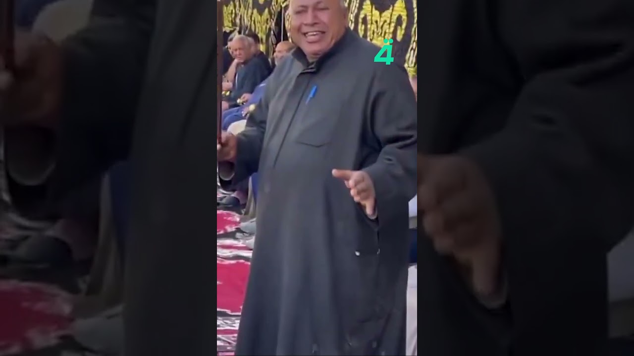 فيديو | تفاعل غريب لمصري مع تلاوة القرآن يثير جدلاً واسعاً